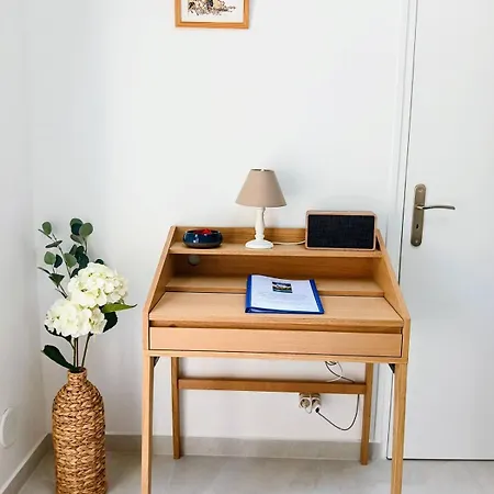 Nyaraló Agreable Maison Proche *