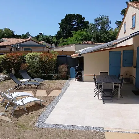 Nyaraló Agreable Maison Proche *